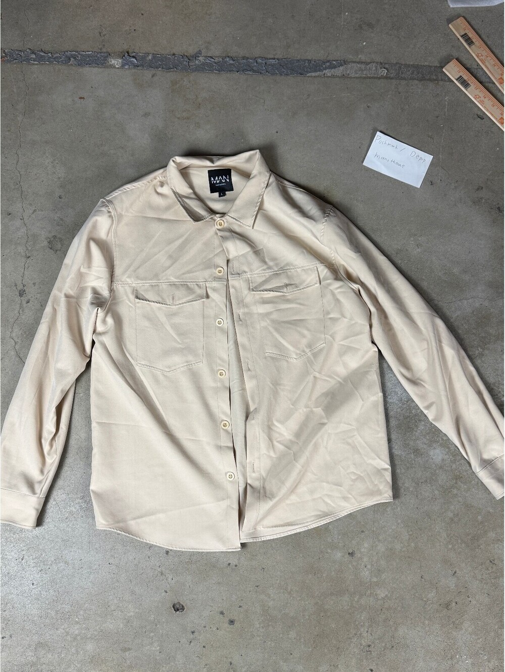 BoohooMAN Beige Utility Button Up Shirt Men’s Large Long Sleeve Dual Pocket
